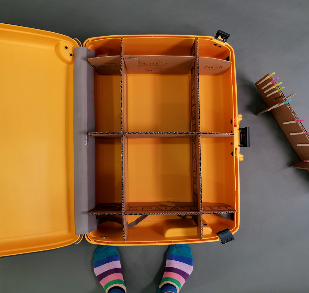 Measuring the suitcases