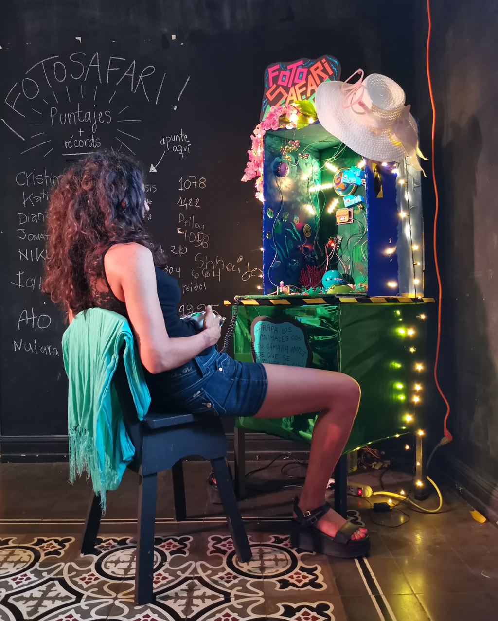 Playing Magical Photo Safari