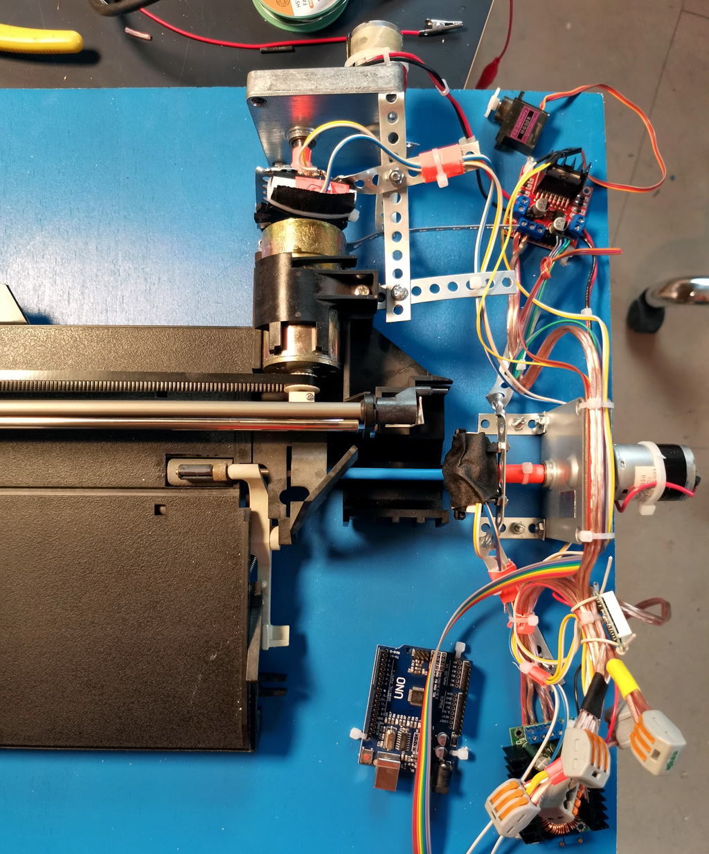 Plotter with new electronics