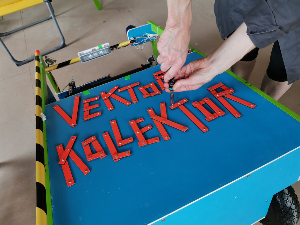 Making the hand truck