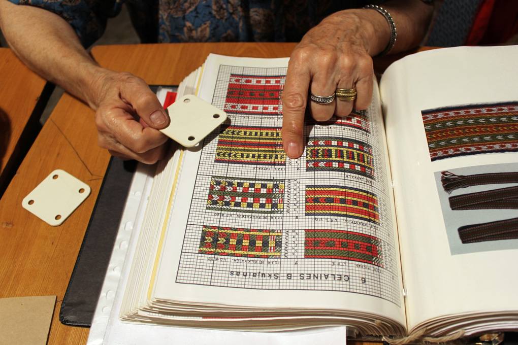 Card weaving book